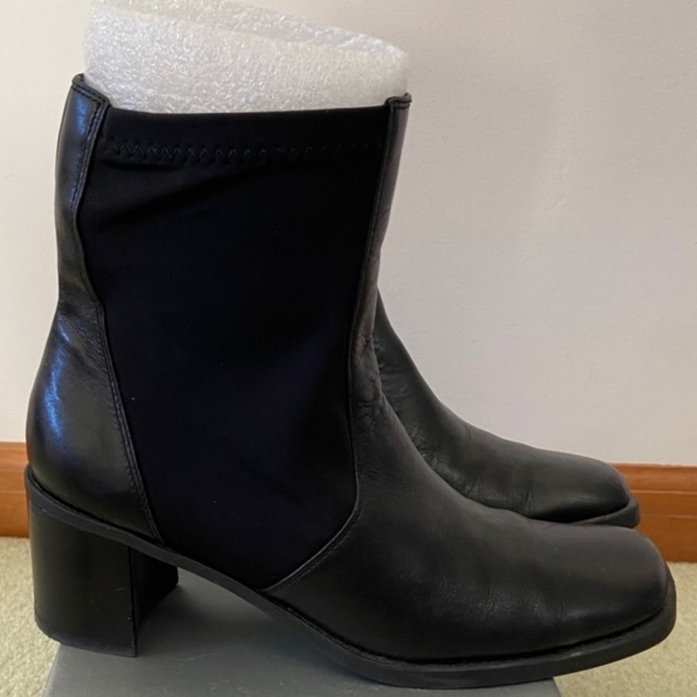 Aerosoles Black Leather Boot - Size 7.5